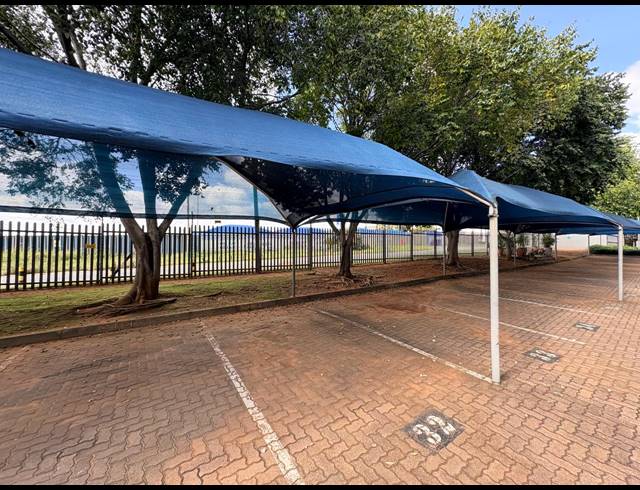 750M² OFFICE TO LET IN RANDJESPARK